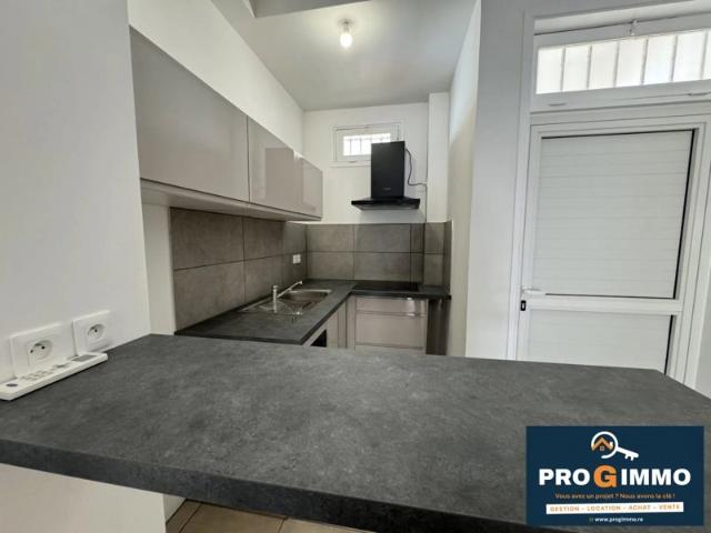 APPARTEMENT T2 HYPER CENTRE ST PIERRE