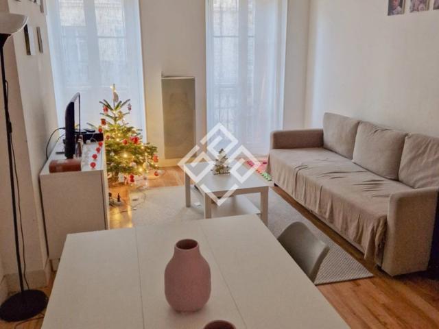 Appartement T2, idéalement situé dans un élégant immeuble de