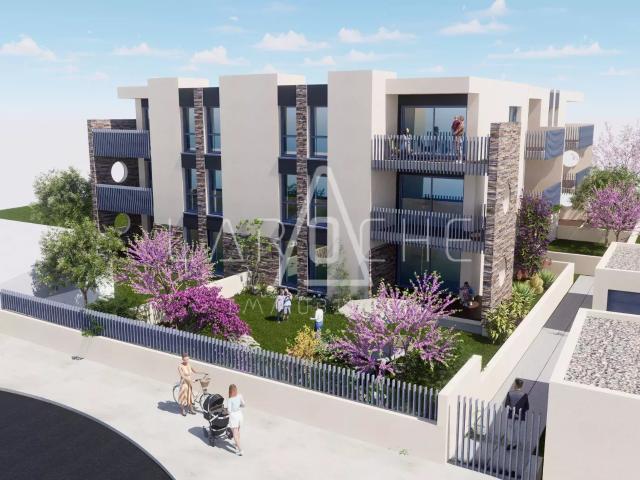 APPARTEMENT T2 + JARDIN PARKING