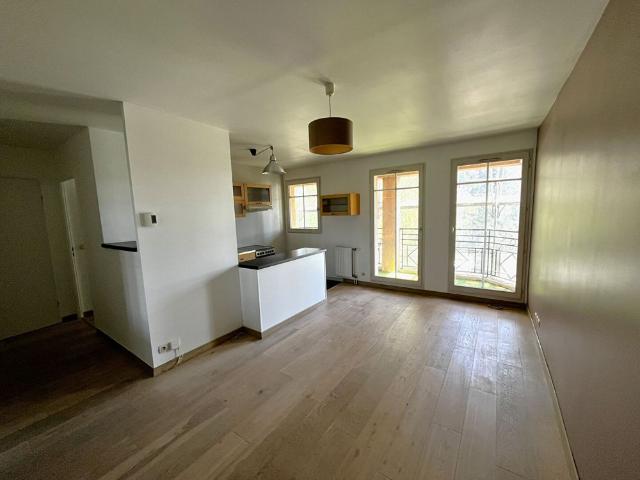 Appartement T2 L ISLE ADAM à louer