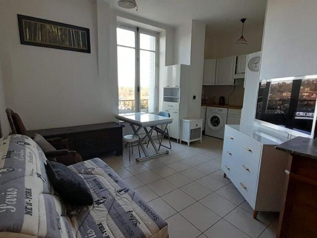 Appartement T2 LIMOURS à louer