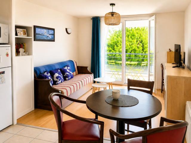 Appartement T2 lumineux avec balcon et parking Idron