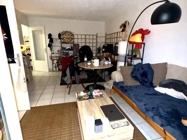 Appartement T2 lumineux avec loggia et parking couvert