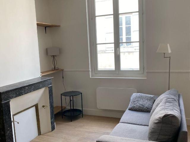 Appartement T2 lumineux, meublé ORLEANS CENTRE