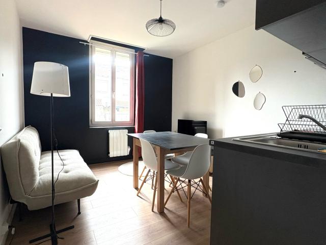 Appartement T2 MEUBLE 31,99 m2 / PIERRE SEMARD