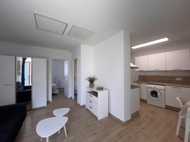 Appartement T2 meublé avec terrasse et place de parking