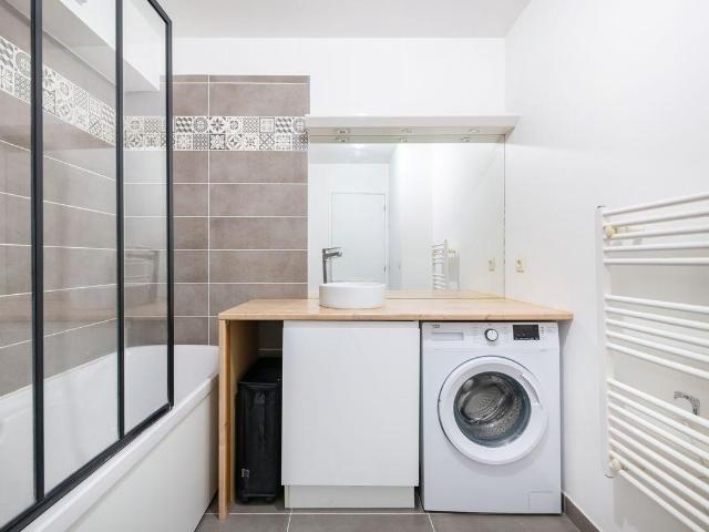 Appartement T2 Meublé + balcon et Garage St Charle