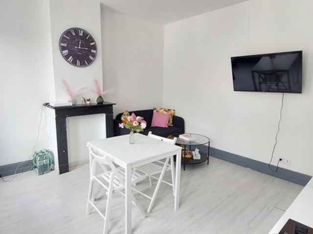 APPARTEMENT T2 MEUBLE EN CENTRE VILLE