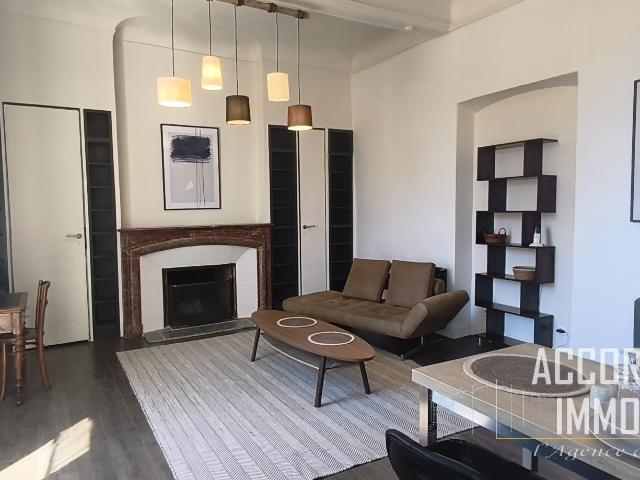 Appartement T2 meublé Haussmannien BEZIERS CENTRE