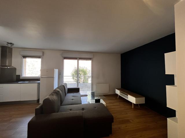APPARTEMENT T2 MEUBLE – ONET LE CHATEAU