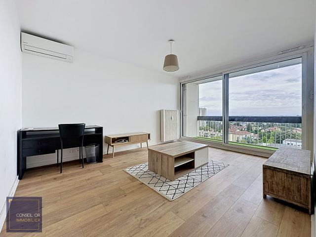Appartement T2 meublé ST GENIS LAVAL
