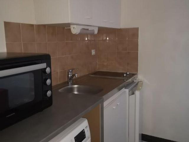 Appartement T2 MEUBLE RENNES CENTRE sympa