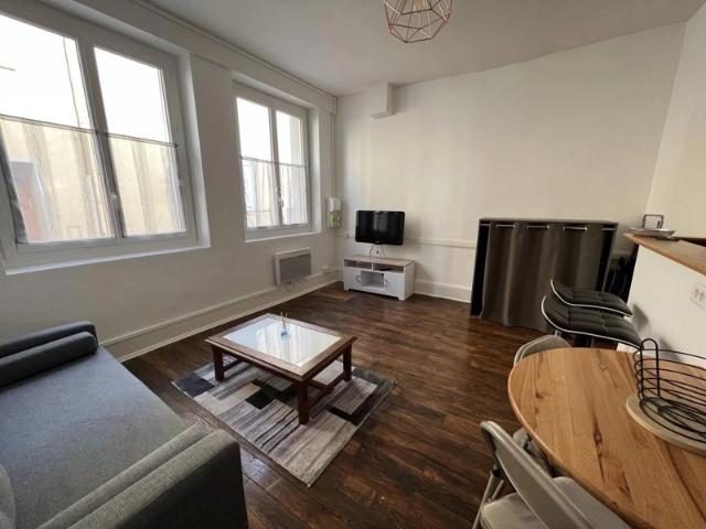 APPARTEMENT T2 Meublé TARARE