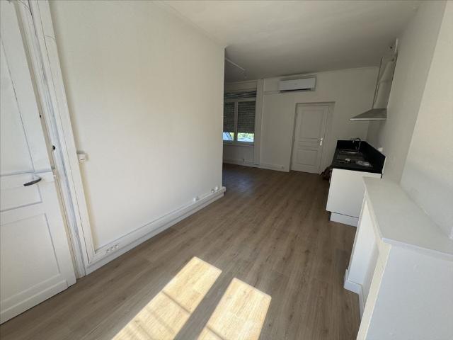Appartement T2 moderne et fonctionnel de 40 m² avec séjour de 25 m² Roubaix
