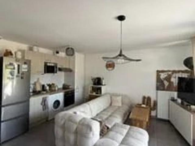 Appartement T2 non meublé à la location secteur Lardenne