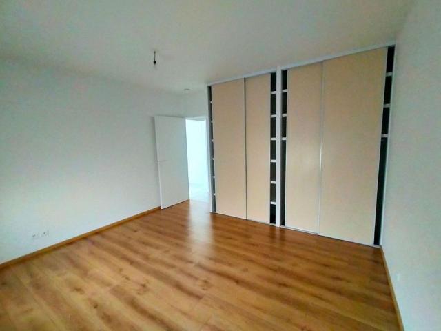 APPARTEMENT T2 PARAY LE MONIAL