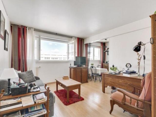 Appartement T2 PARIS 75015 quartier Saint Lambert
