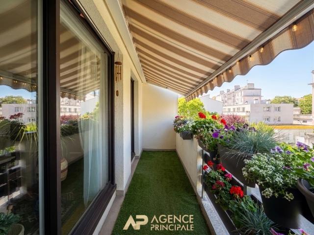Appartement T2 Parking + Balcon + Ascenseur La Rochelle secteur Bastion St Nicolas