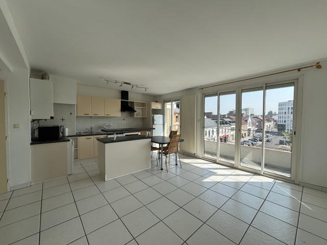Appartement T2 place du foirail Tarbes