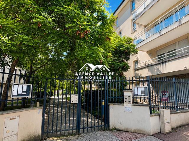 Appartement T2 + place en sous sol