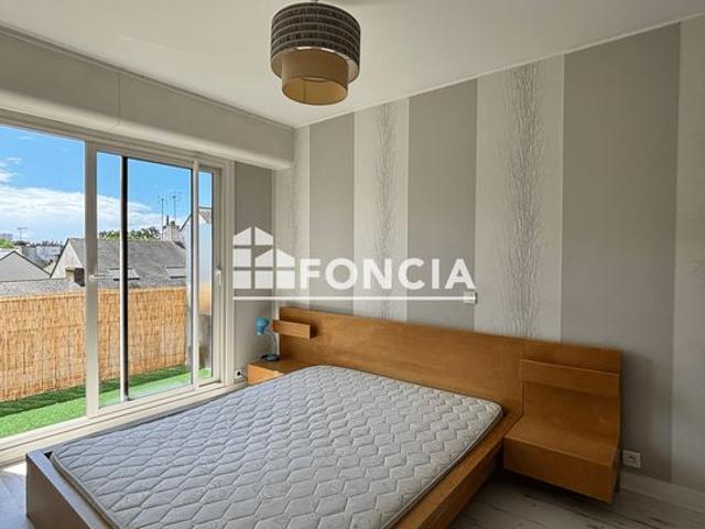 Appartement T2 plein sud avec cave et place de parking sécurisée