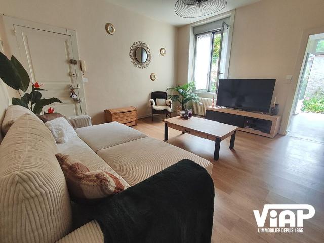 APPARTEMENT T2 PROCHE LYCÉE DAUTRY