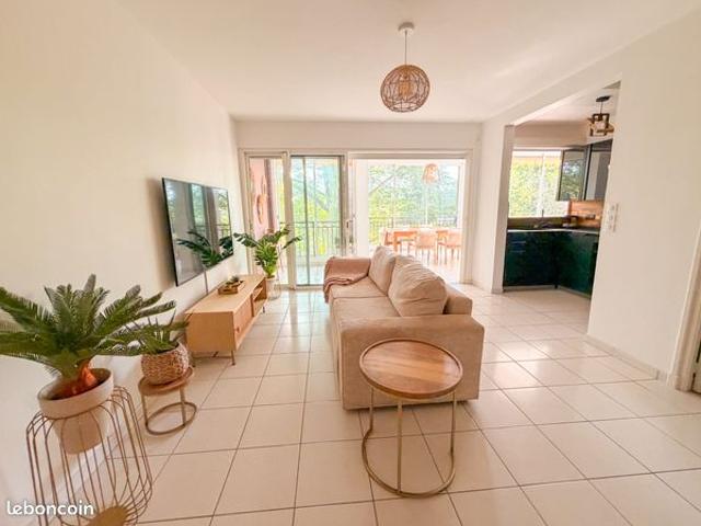 Appartement T2 Premium Terrasse Deck et Piscine Didier Fort de France