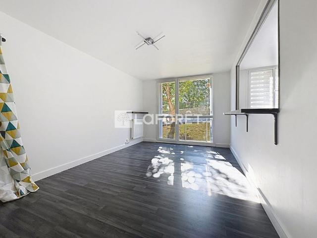 Appartement T2 près de FONTENAY LE FLEURY à louer