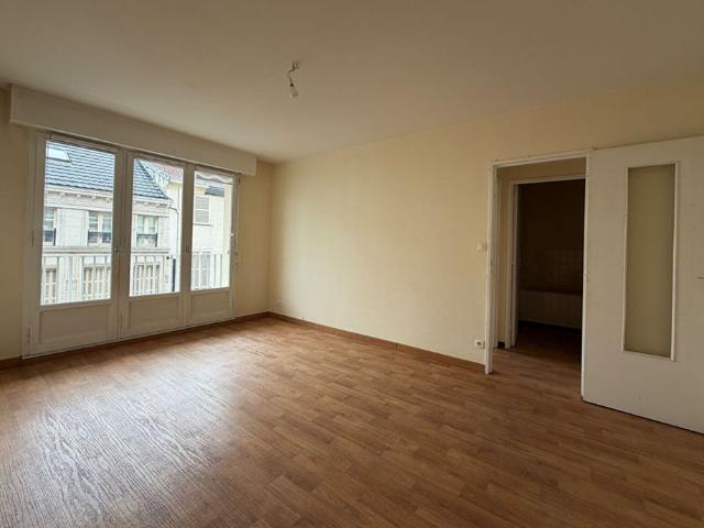 Appartement T2 près de 51000 à louer