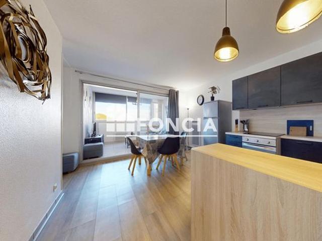 Appartement t2 renove au port