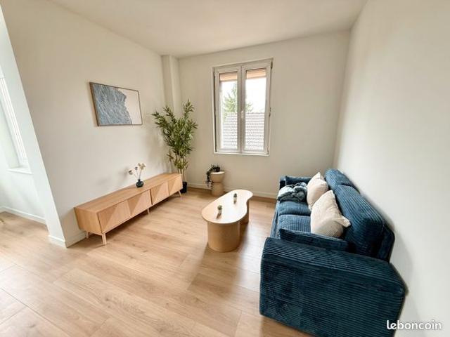 Appartement T2 refait à neuf avec pompe à chaleur et meublé • Rentabilité 7,05% • 9300 /an • CLÉ EN MAIN