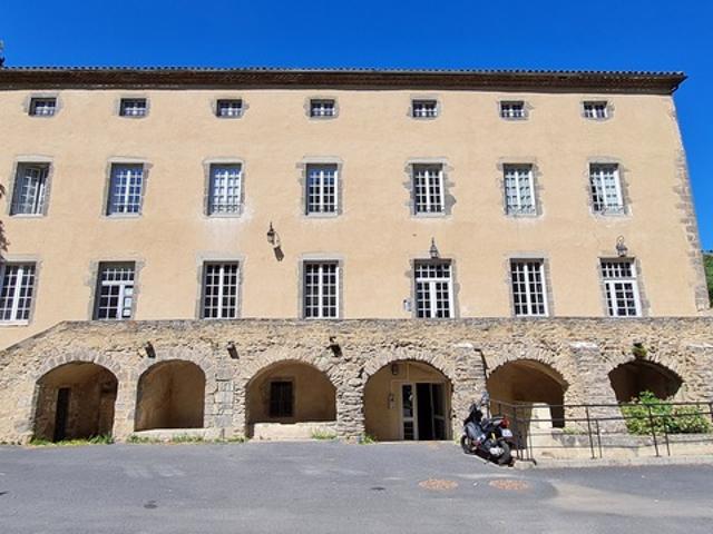 Appartement T2 résidence LE PRIEURE à Blesle