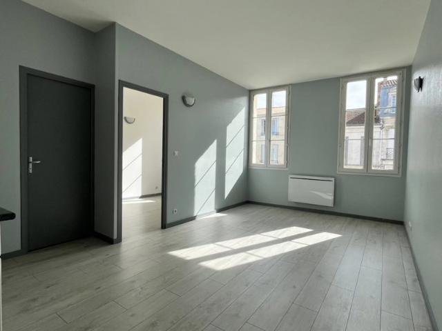 APPARTEMENT T2 ROCHEFORT