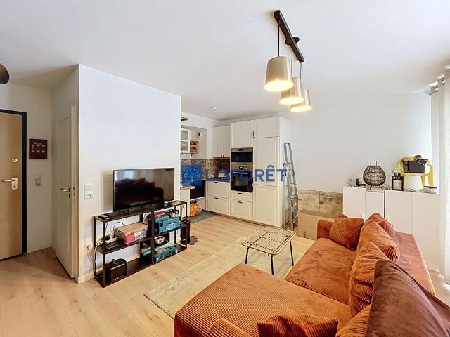 Appartement T2 SAINT PIERRE DU PERRAY à louer