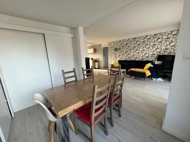 Appartement T3/4 65 m2 à la Penne sur Huveaune