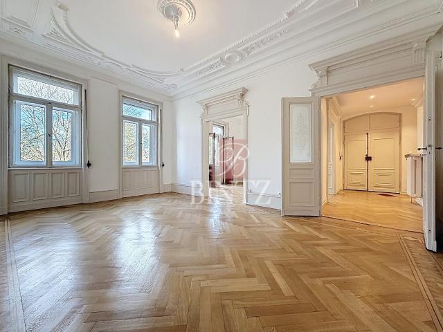 appartement T7 à Strasbourg 220.00m²