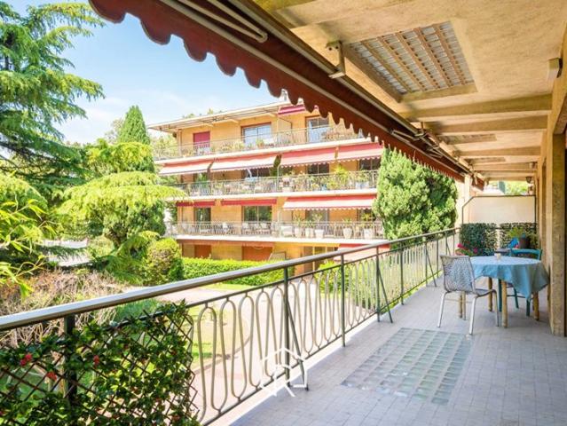 APPARTEMENT T4/5 SAINT BARNABE