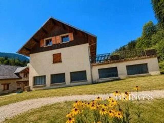 APPARTEMENT T4