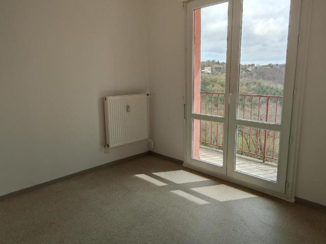 APPARTEMENT T4