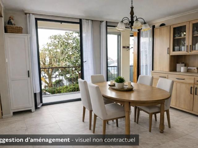 Appartement T4 73 m² à rénover balcon fermé 10 m² Résidence