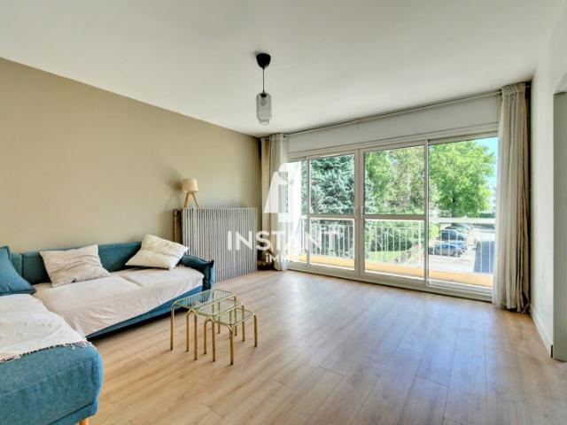 Appartement T4, 77m², 3 chambres, balcon, cave et parking