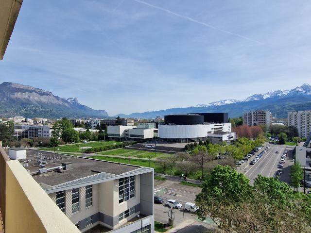Appartement T4 / 7 ème étage