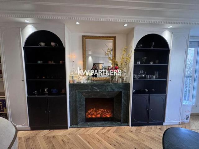 Appartement T4 87 m² en vente à Paris