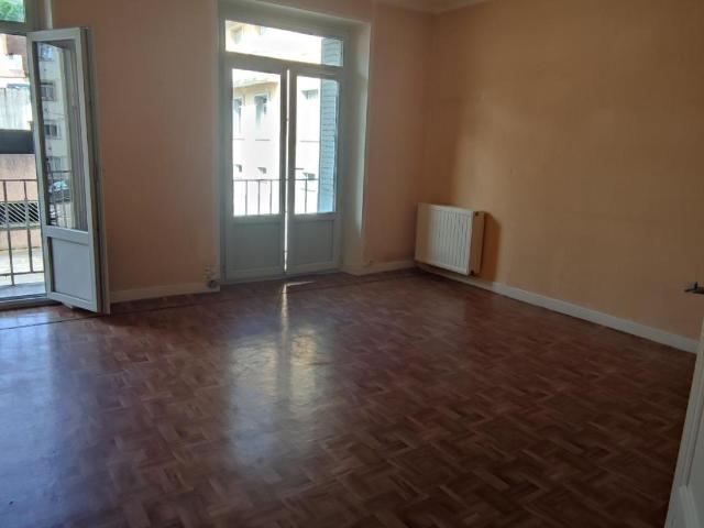 APPARTEMENT T4