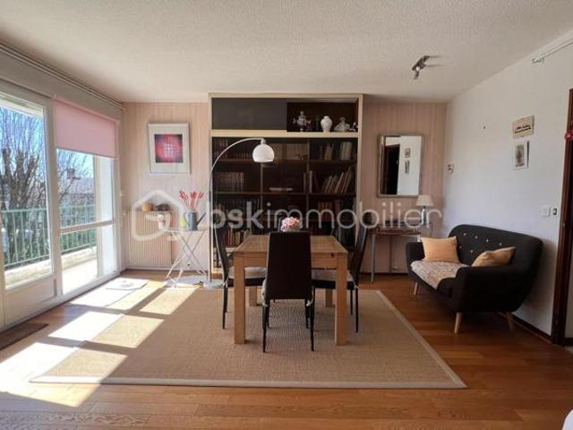 Appartement T4 – 88 m² avec balcon double garage – Châteauroux