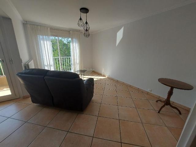 APPARTEMENT T4 90M