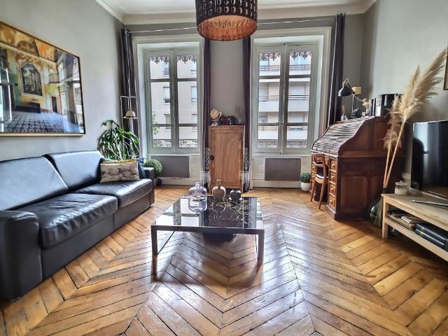 Appartement T4 96m2 Lyon 3
