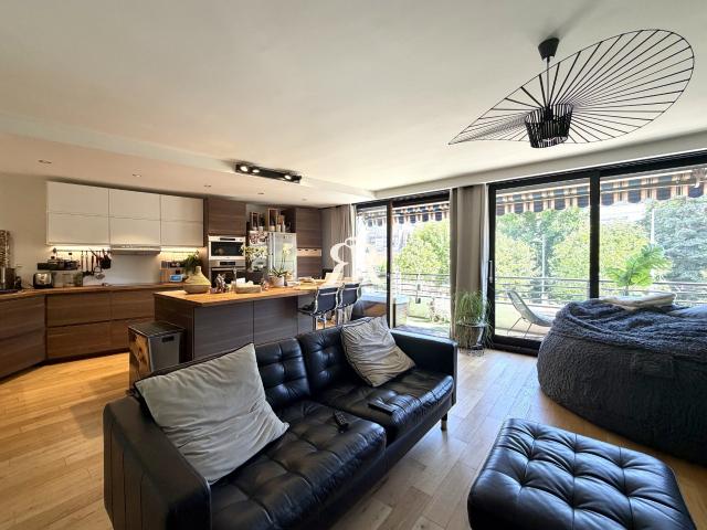 Appartement T4 98 m2 Hyper centre Clermont Ferrand Balcon, garage, ascenseur