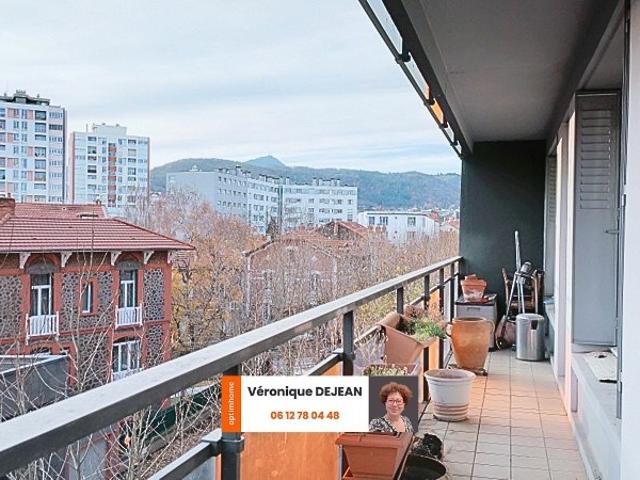 Appartement T4–102 m²–Centre ville Clermont Ferrand 63 –3 parkings, balcon, ascenseur Profession libérale