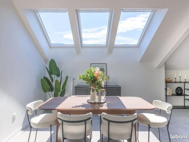 Appartement T4 111 m² dernier étage